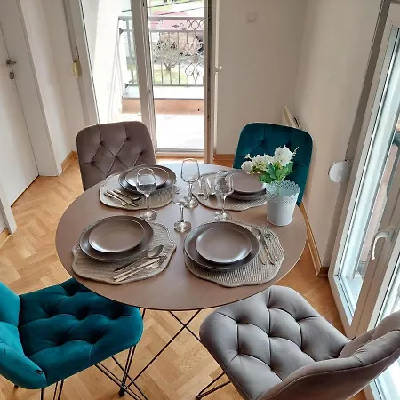 アパート Sunny Paradise *