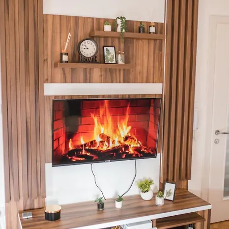 Sunny Paradise アパート